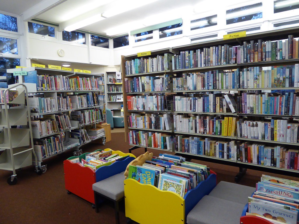 Community Library Space Bookvalent